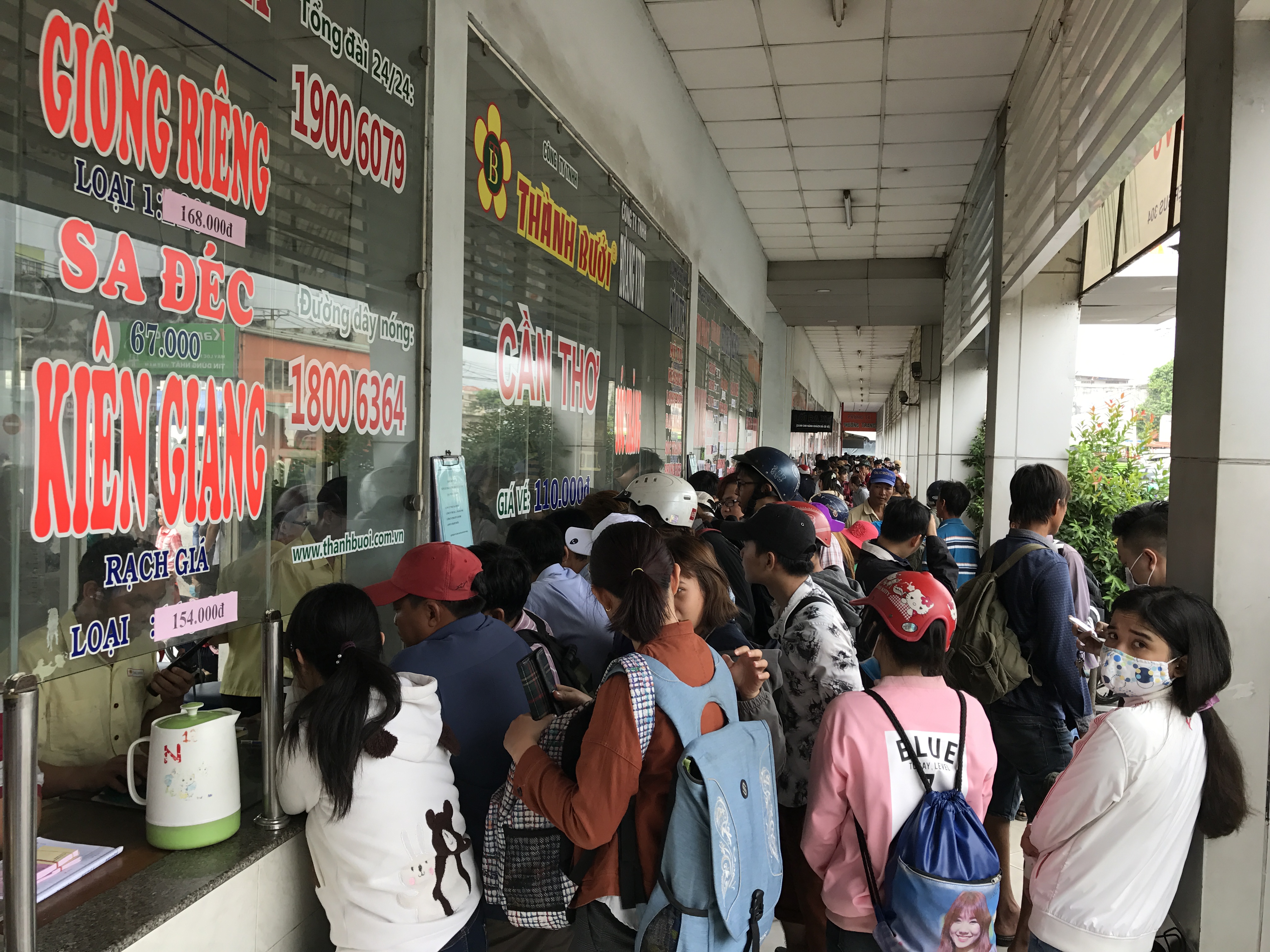 To&agrave;n cảnh t&agrave;u xe phục vụ lễ Quốc Kh&aacute;nh 2-9 - Ảnh 2.