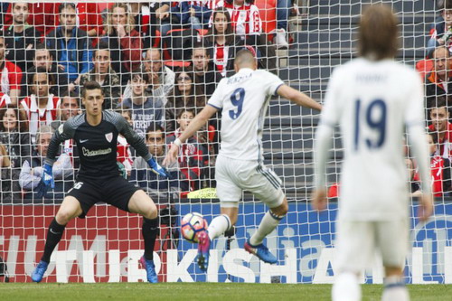 Benzema mở tỉ số cho Real Marid