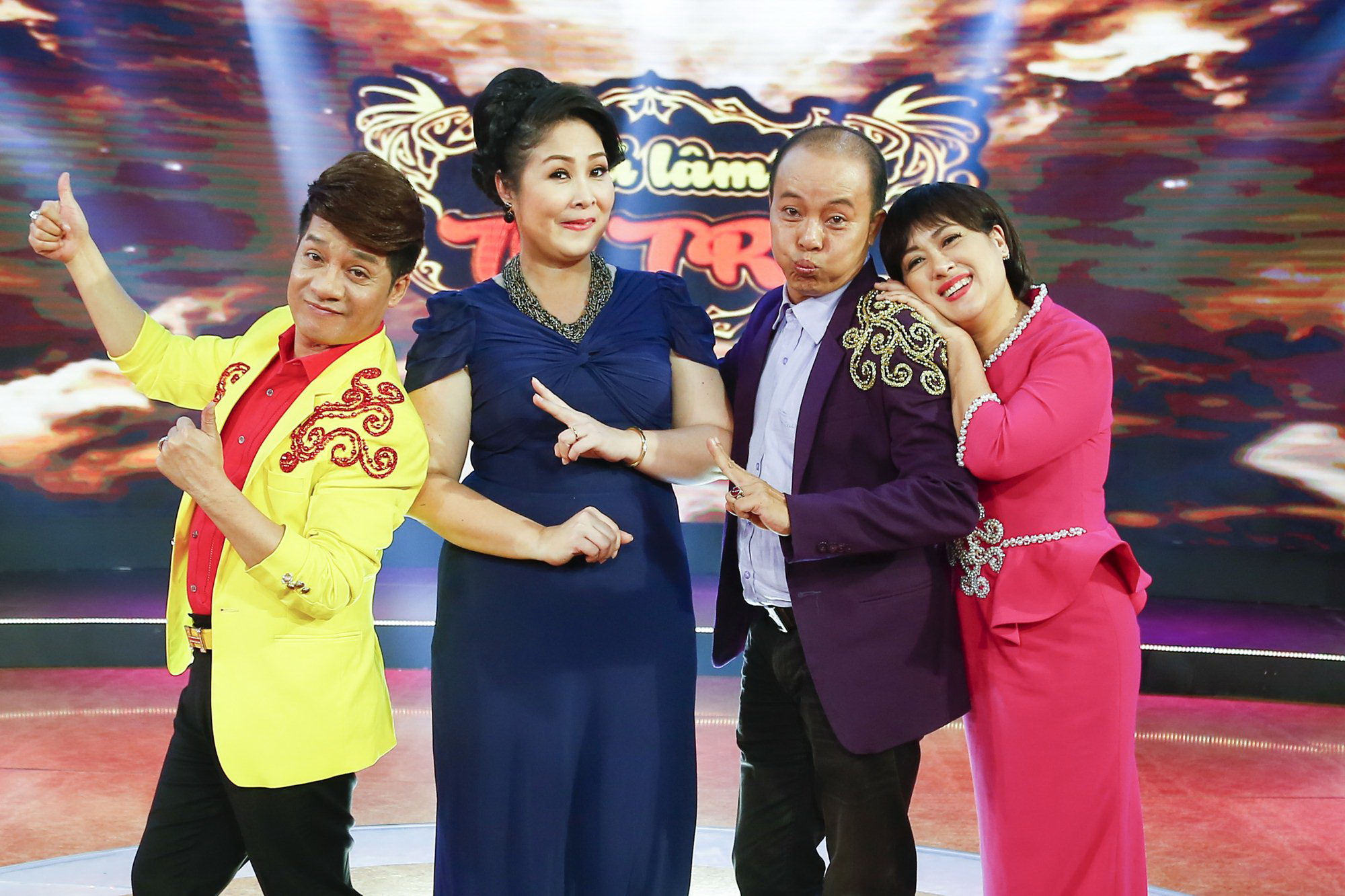 Bốn "Thánh hài" đọ giọng tại "Tiếu Lâm Tứ Trụ"