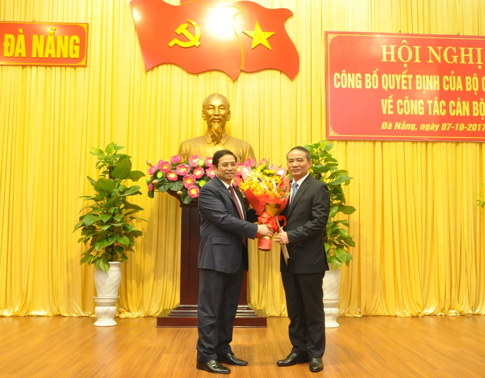 T&acirc;n B&iacute; thư Đ&agrave; Nẵng n&oacute;i g&igrave; trong lễ nhậm chức? - Ảnh 4.