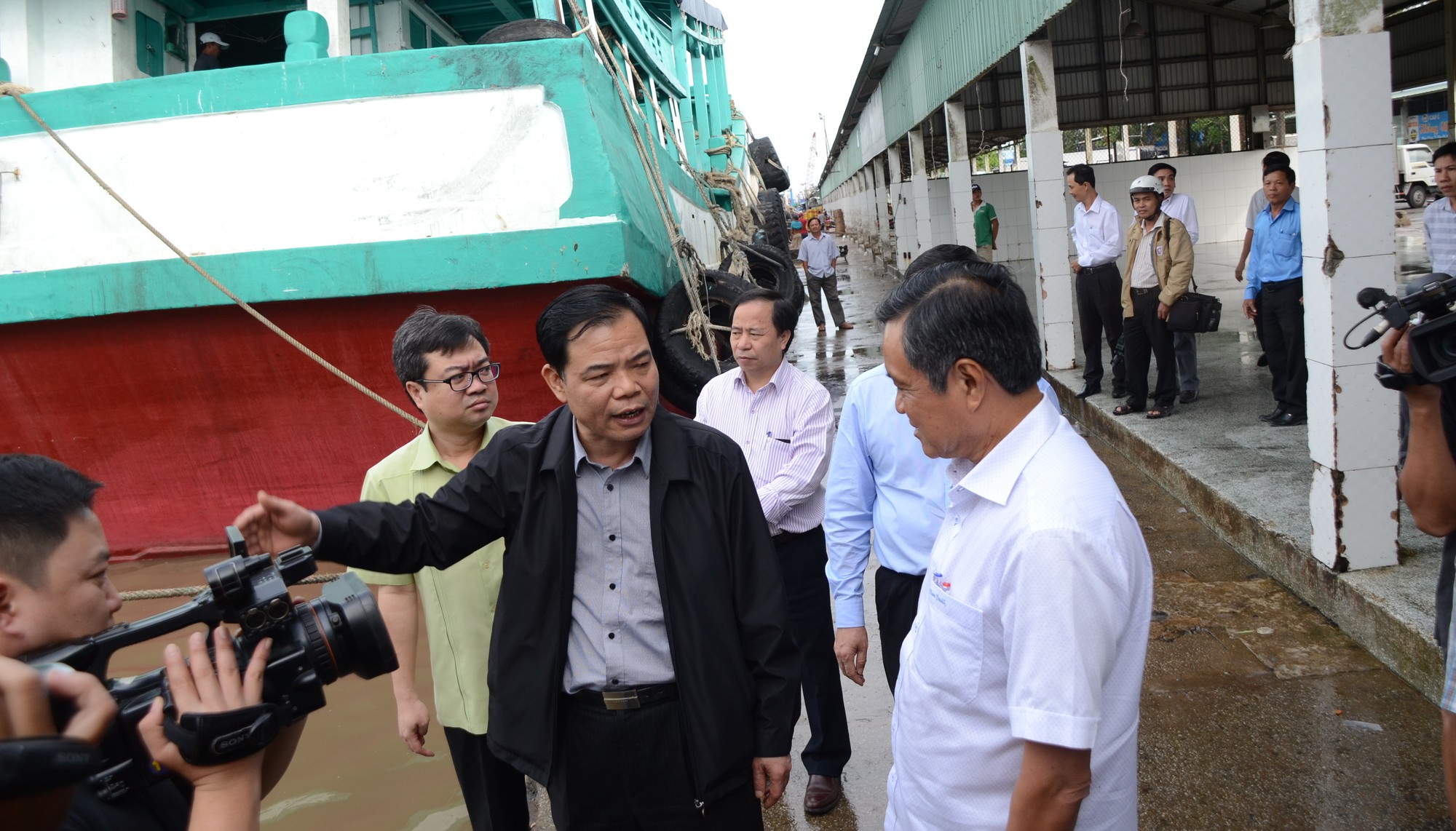 Ph&oacute; Thủ tướng đang chỉ đạo ứng ph&oacute; với b&atilde;o số 16 (Tembin) tại S&oacute;c Trăng - Ảnh 5.