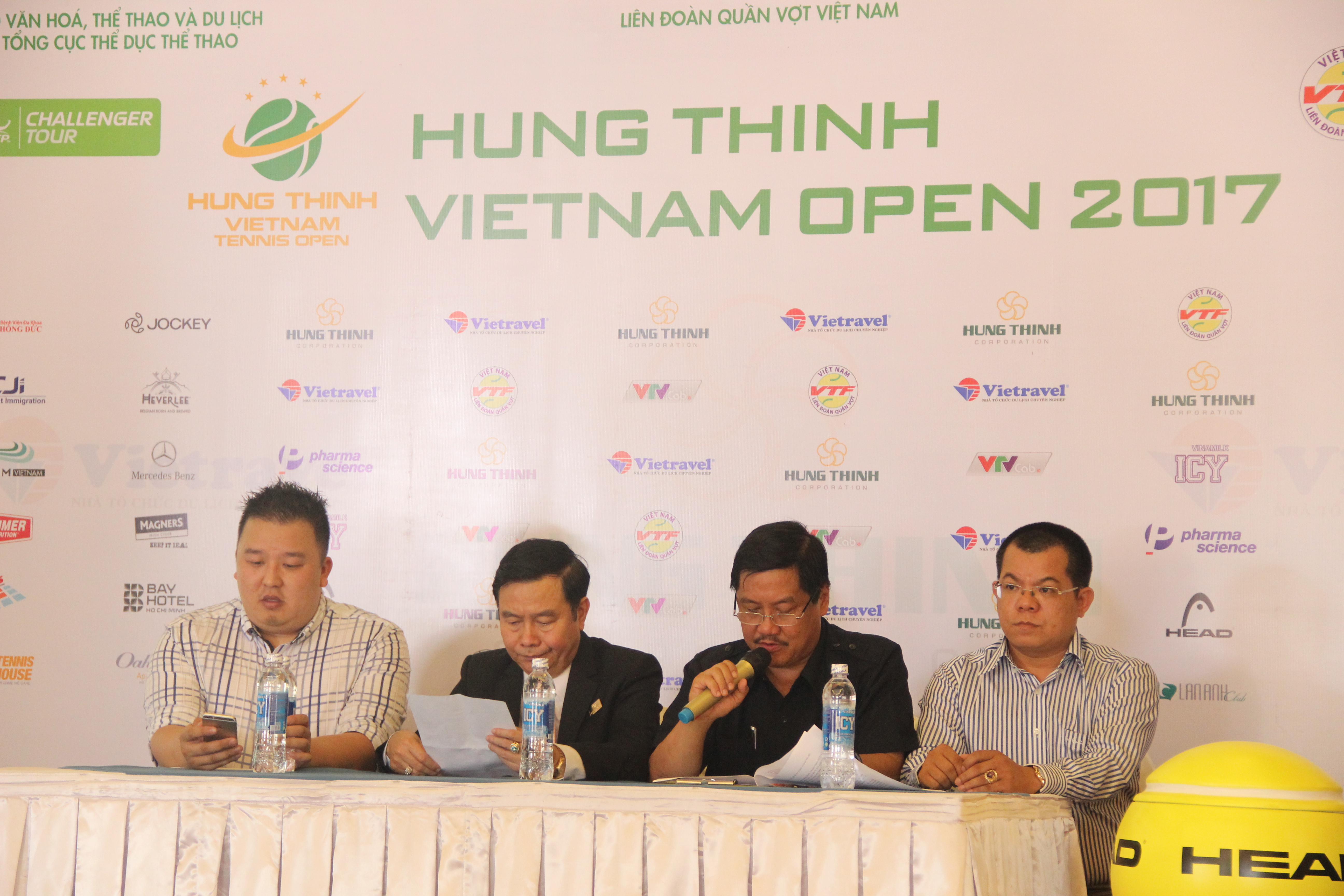L&yacute; Ho&agrave;ng Nam chạm tr&aacute;n hạt giống số 5 tại Vietnam Open - Ảnh 2.