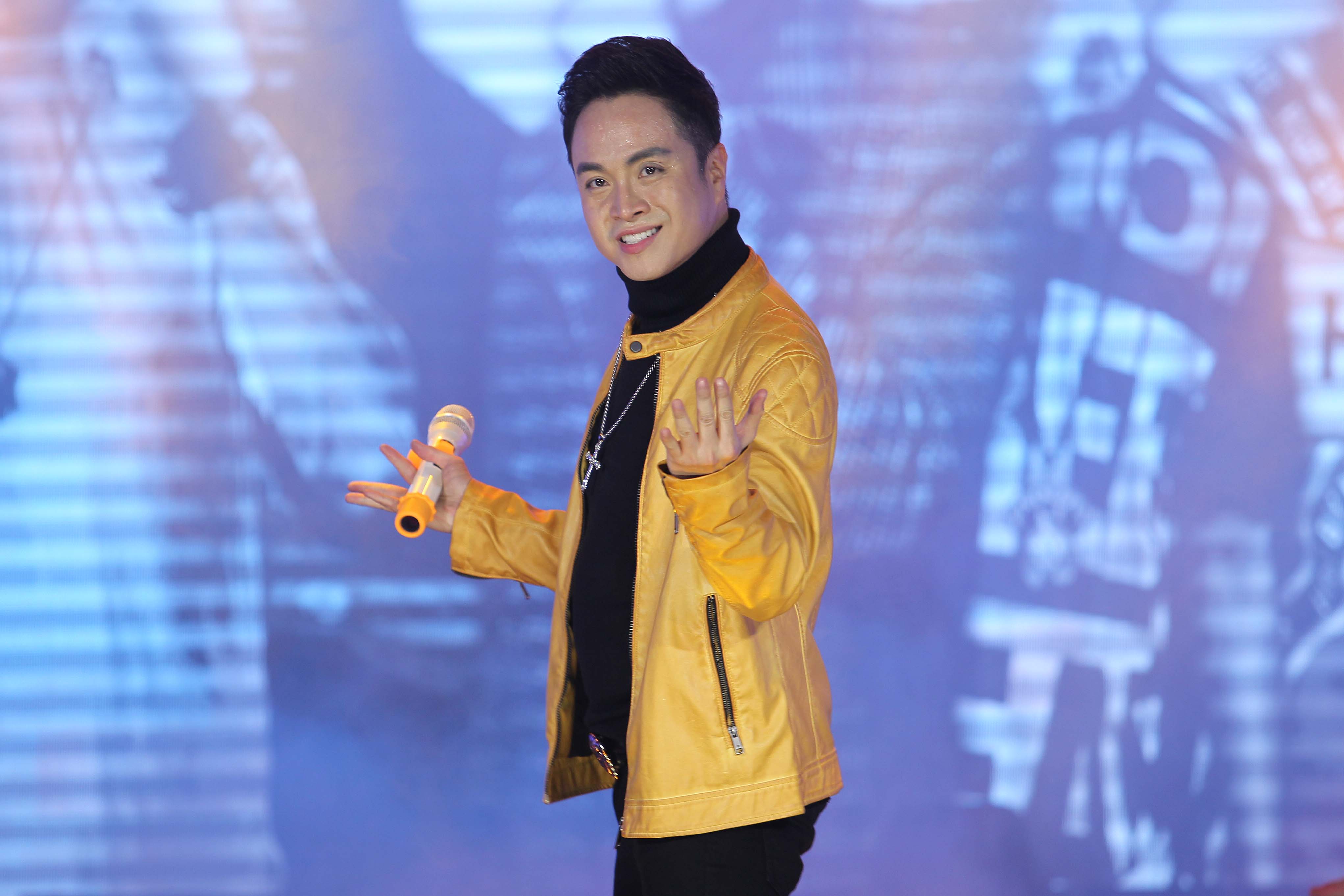 Đ&agrave;m Vĩnh Hưng, Minh Hằng, Ng&ocirc; Kiến Huy đốt ch&aacute;y live show 9 Mai V&agrave;ng kết nối - Ảnh 14.