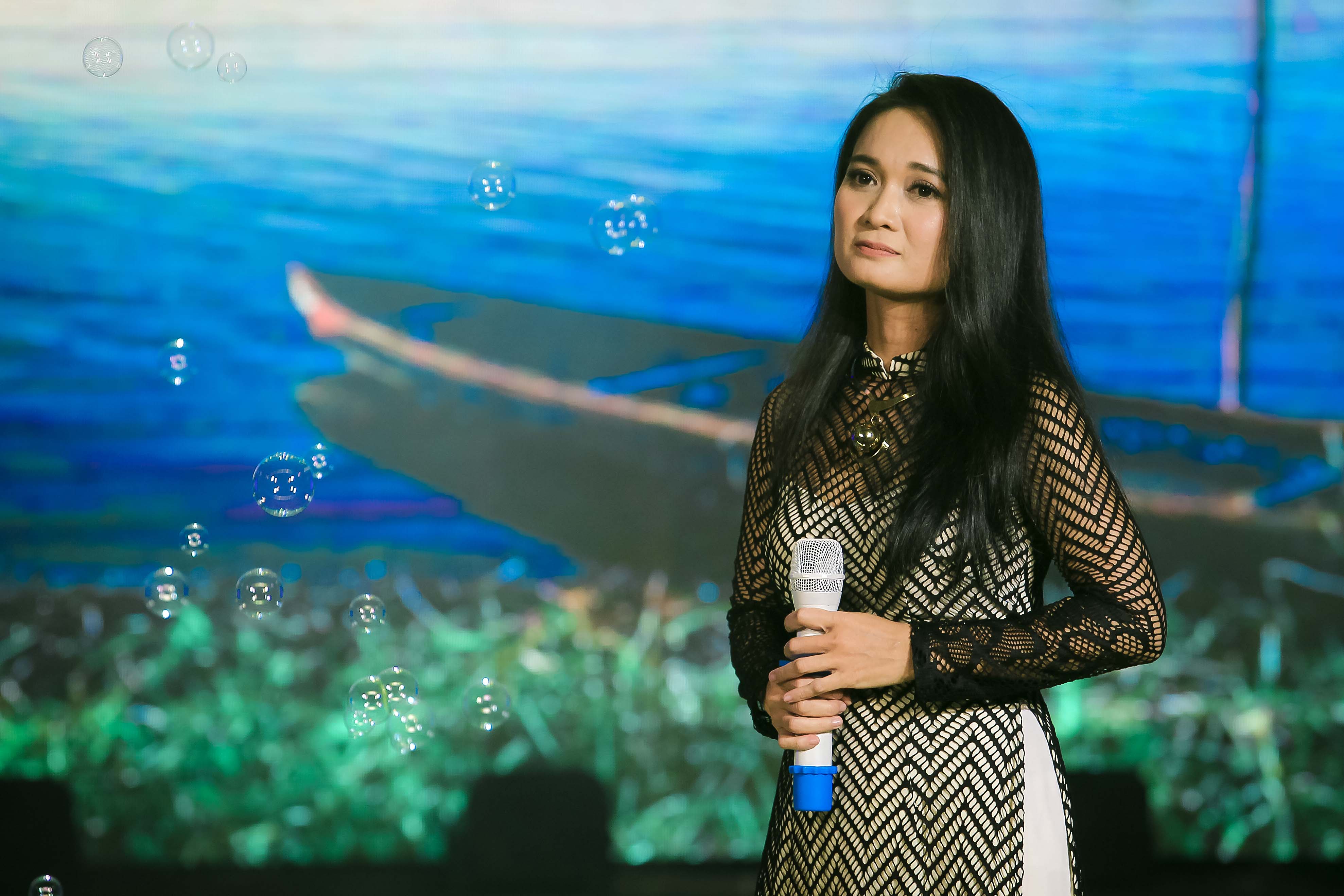 Đ&agrave;m Vĩnh Hưng, Minh Hằng, Ng&ocirc; Kiến Huy đốt ch&aacute;y live show 9 Mai V&agrave;ng kết nối - Ảnh 17.