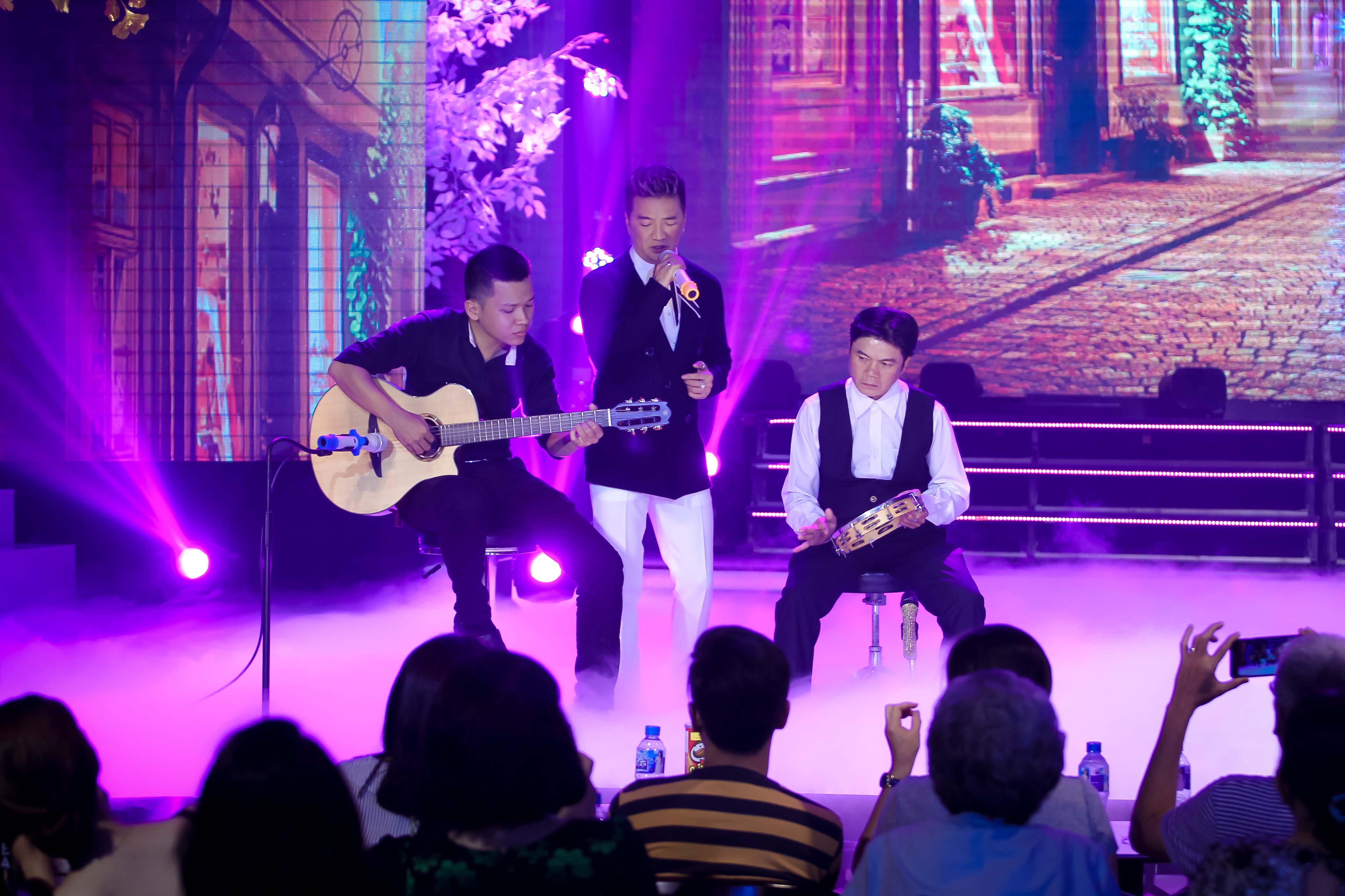 Đ&agrave;m Vĩnh Hưng, Minh Hằng, Ng&ocirc; Kiến Huy đốt ch&aacute;y live show 9 Mai V&agrave;ng kết nối - Ảnh 5.