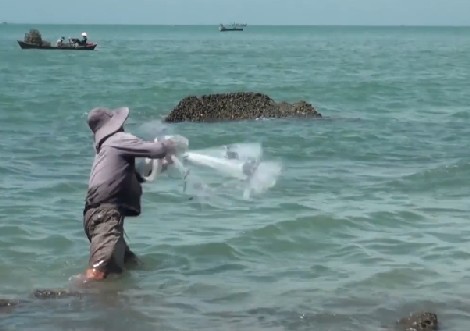 Quá sướng khi xem ngư phủ săn cá đối