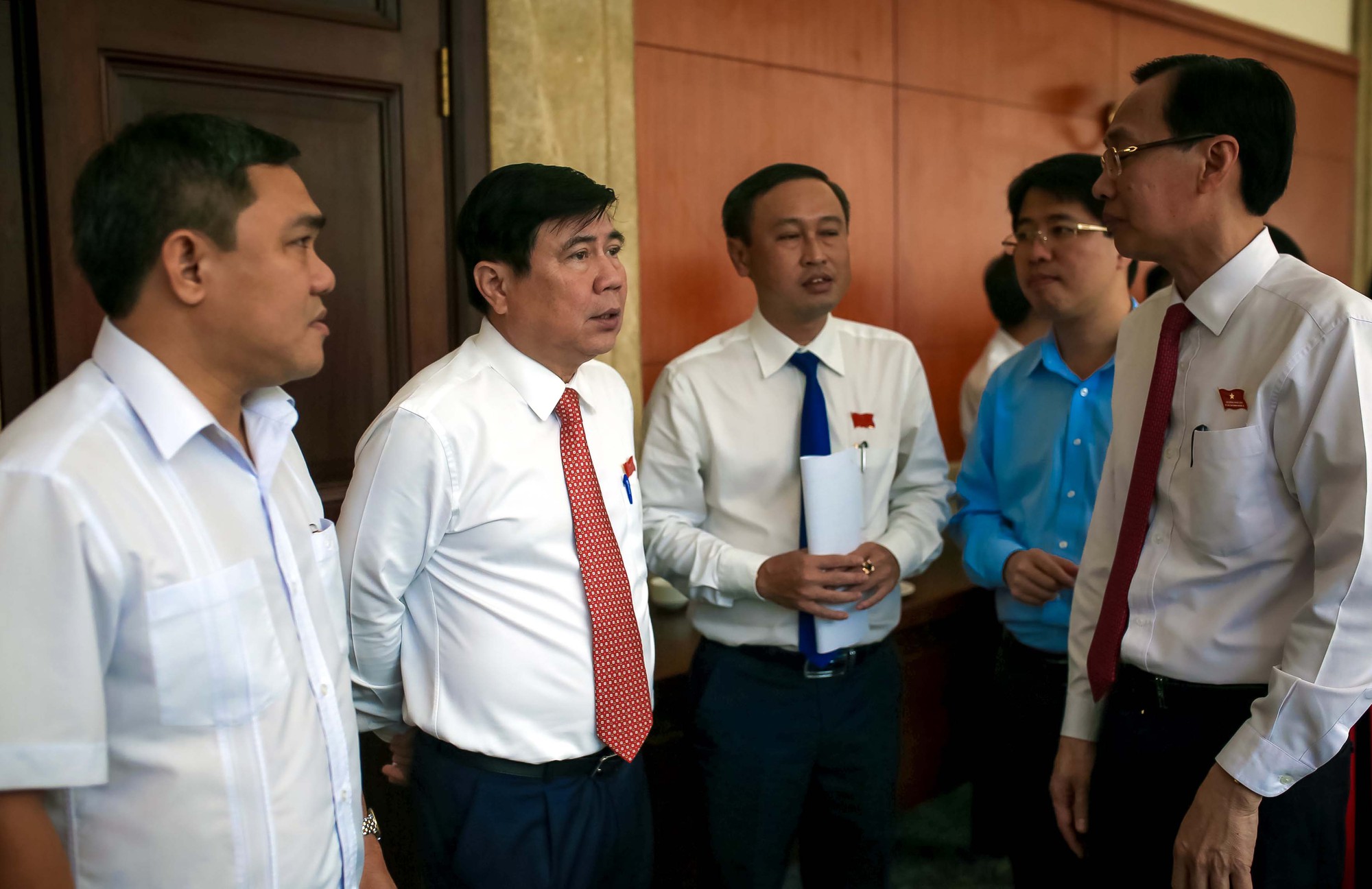 TP HCM thưởng tiền cho c&aacute;n bộ tự nguyện nghỉ hưu sớm - Ảnh 1.