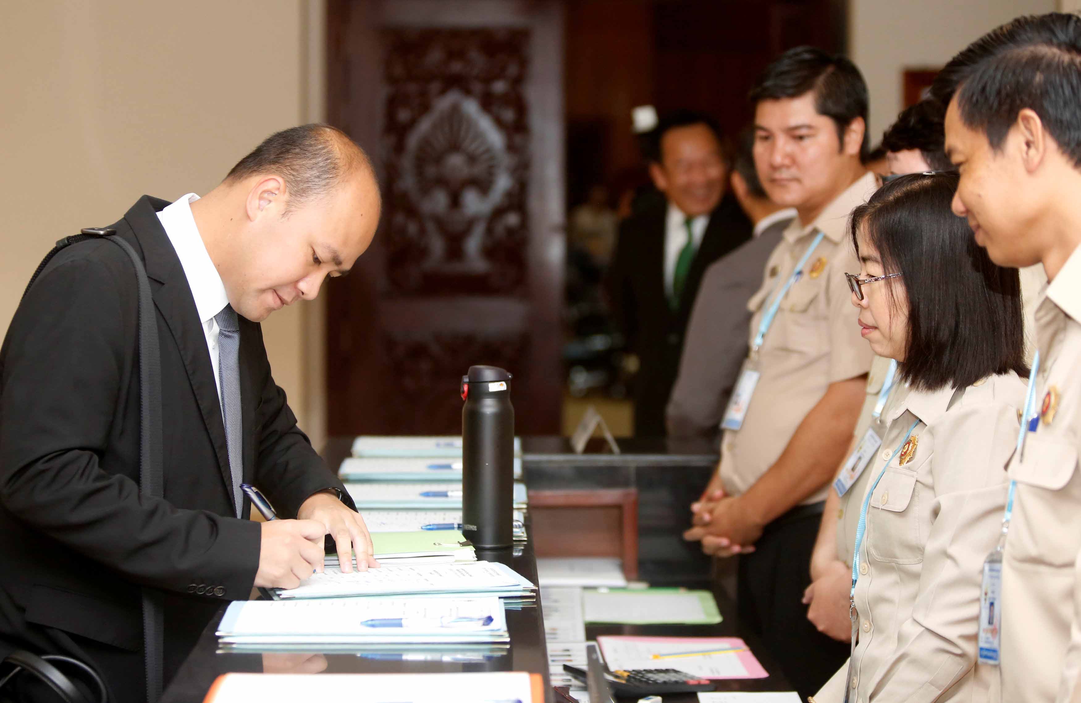 Campuchia sửa luật trước bầu cử