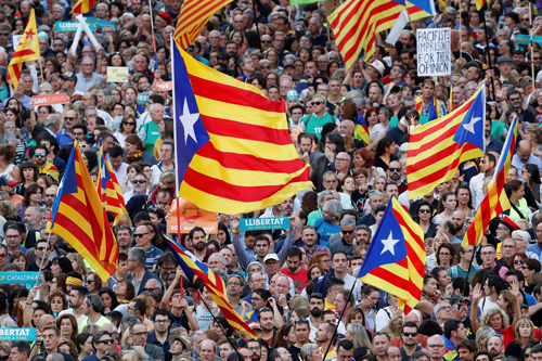 "Virus" Catalonia lây lan?