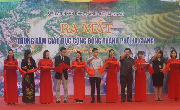 Ra mắt Trung t&acirc;m gi&aacute;o dục cộng đồng đầu ti&ecirc;n của cả nước - Ảnh 4.