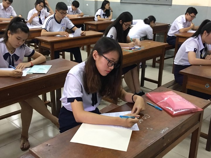 Gần 42% thí sinh tốt nghiệp nhờ cách tính điểm