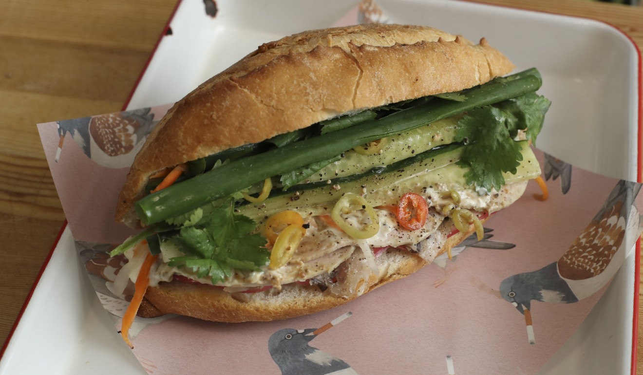 8 tiệm b&aacute;nh m&igrave; thịt Việt Nam ngon nức tiếng ở Hồng K&ocirc;ng - Ảnh 2.