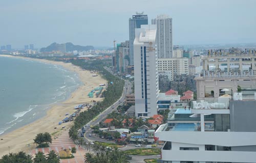 MIỀN TRUNG ƯỚC VỌNG 1 CON ĐƯỜNG: Con đường tỉ đô