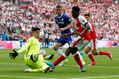 Chelsea khá hơn với chiến dịch "Bàn tay sắt" của Conte?