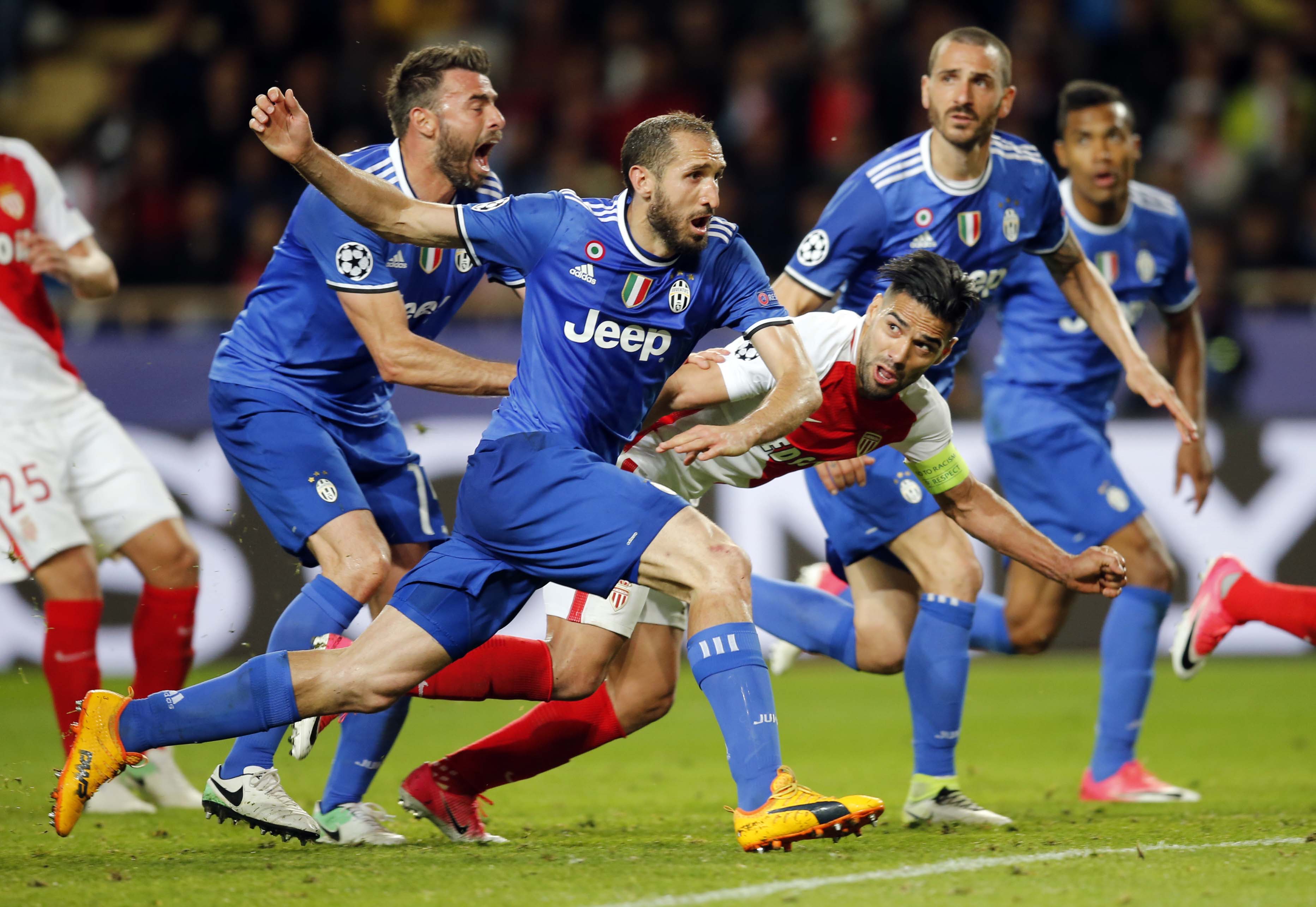 Lại mất bản quyền Champions League