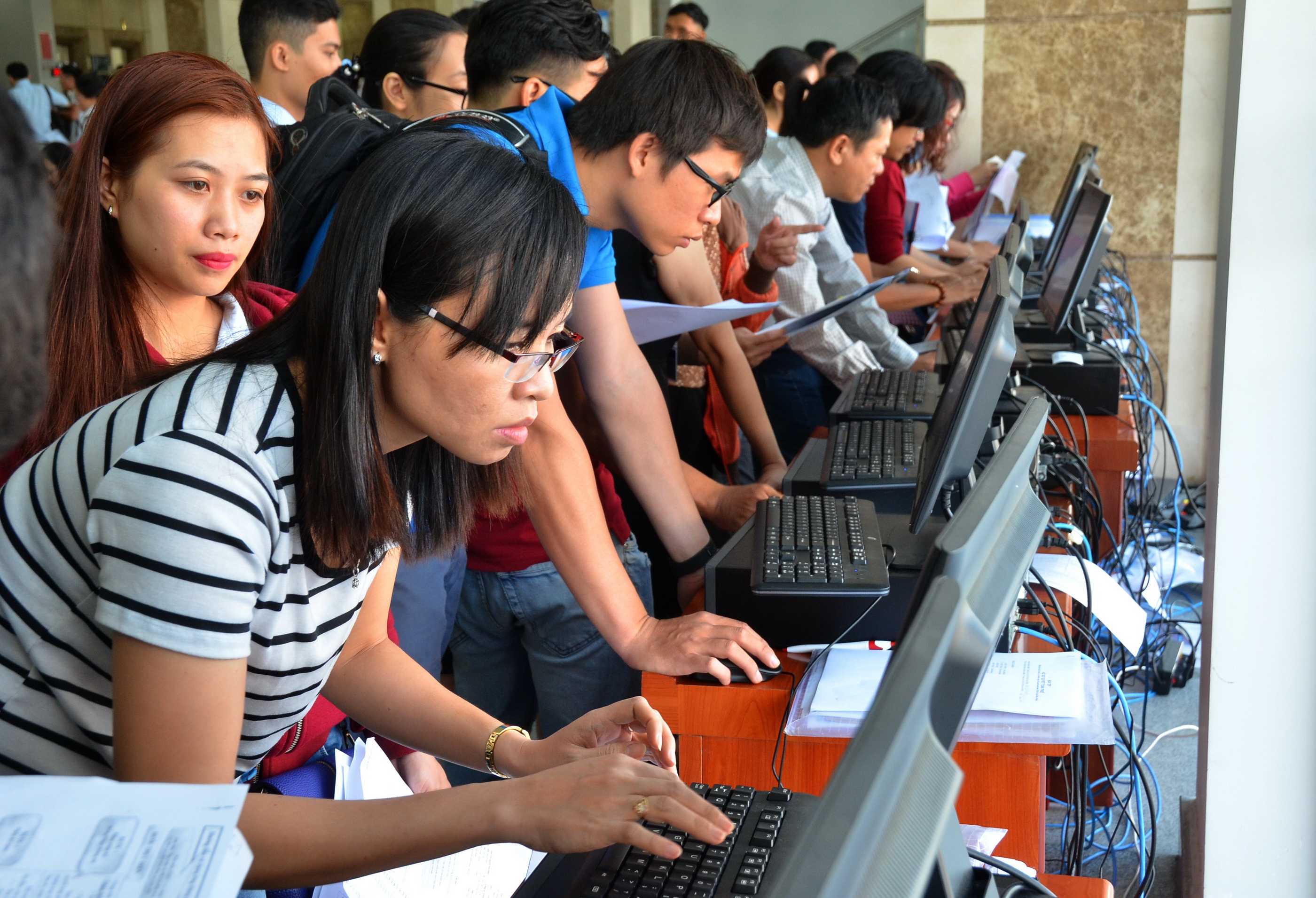 Không để thủ tục ám ảnh doanh nghiệp