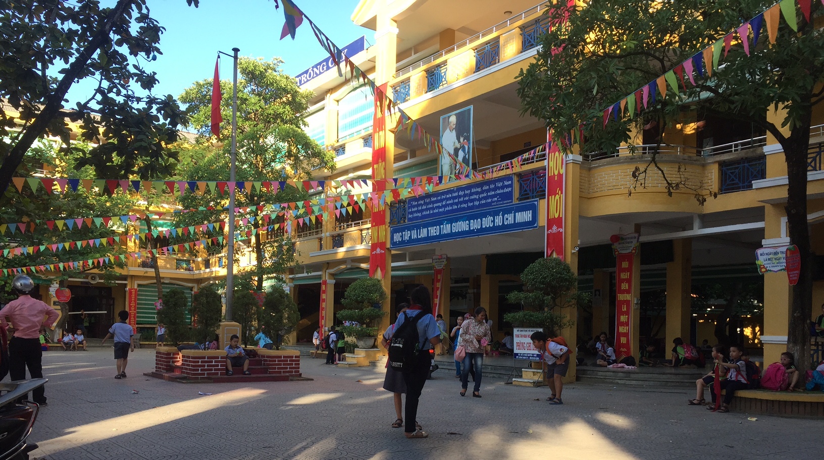 Cứ trái tuyến đóng 5 triệu đồng!
