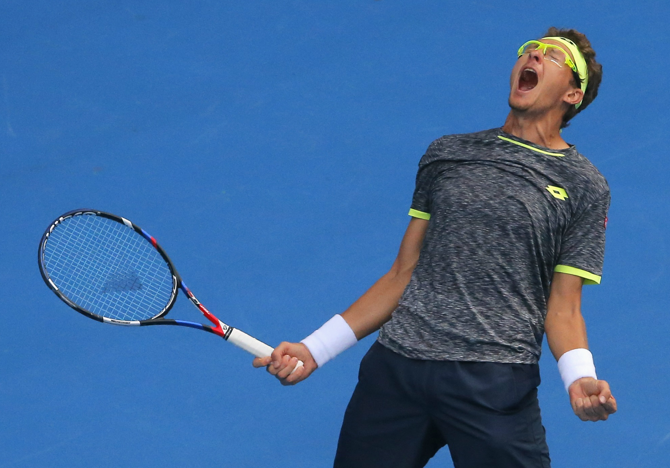 Djokovic bị loại sớm, Murray mừng thầm