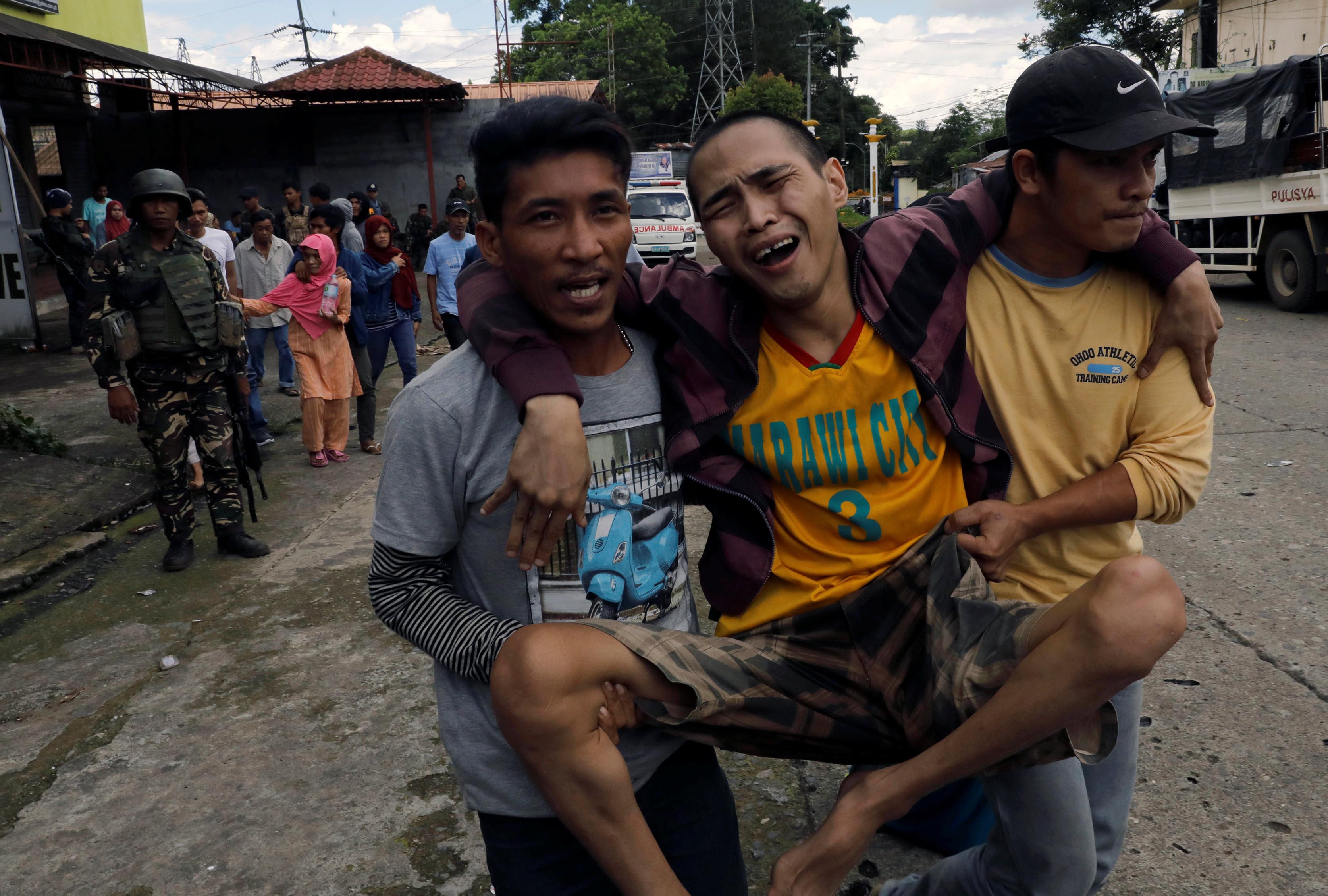 Nỗi lo dân thường mắc kẹt ở Marawi