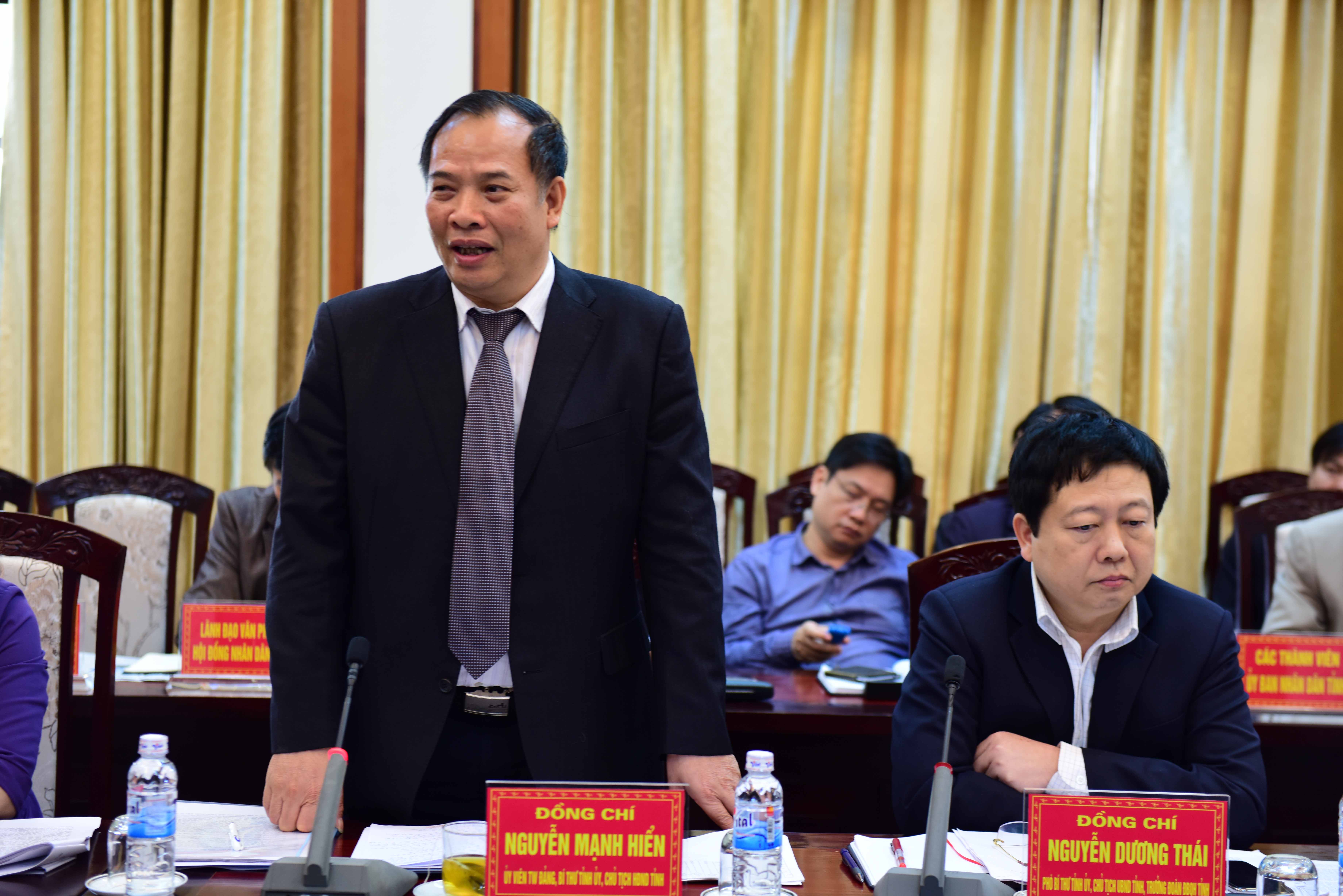 Lãnh đạo nhiều gấp 2 lần nhân viên!