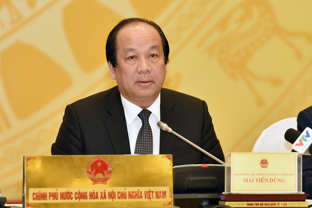 Bộ trưởng, Chủ nhiệm Văn ph&ograve;ng Ch&iacute;nh phủ Mai Tiến Dũng chủ tr&igrave; buổi họp b&aacute;o Ch&iacute;nh phủ v&agrave;o ng&agrave;y 3-4 Ảnh: THẾ DŨNG