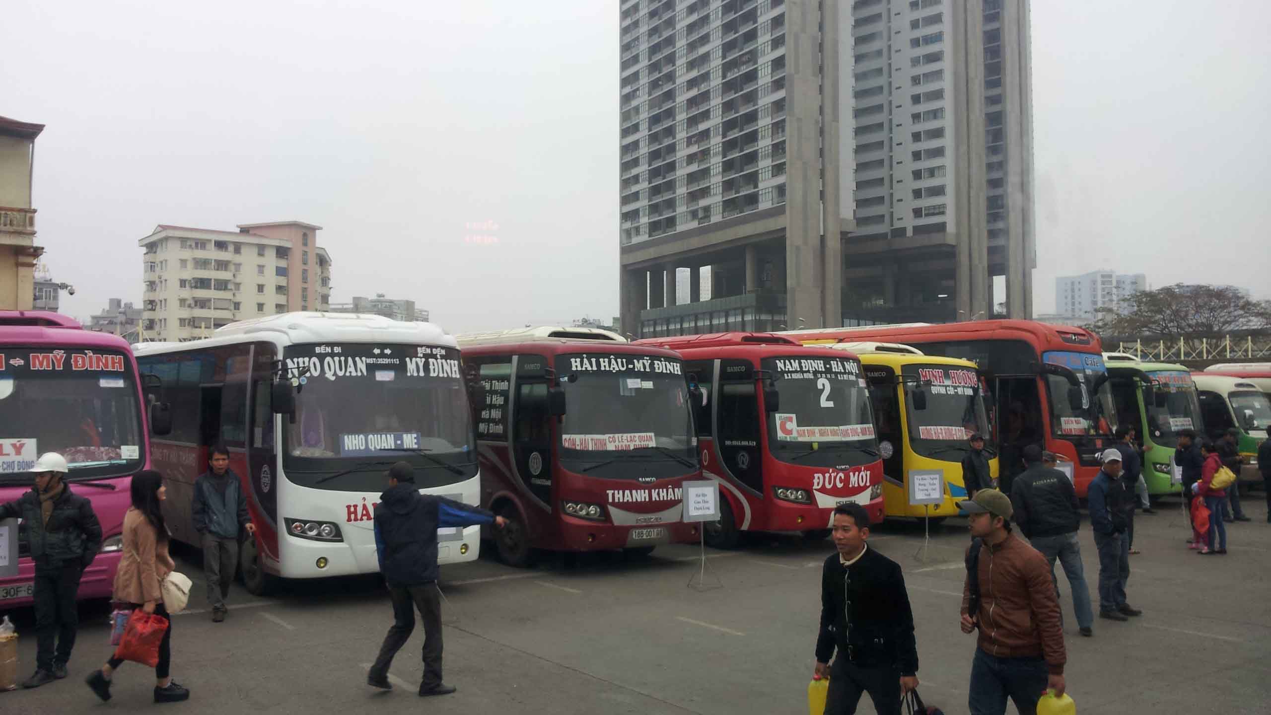 Cước vận tải nhấp nhổm tăng