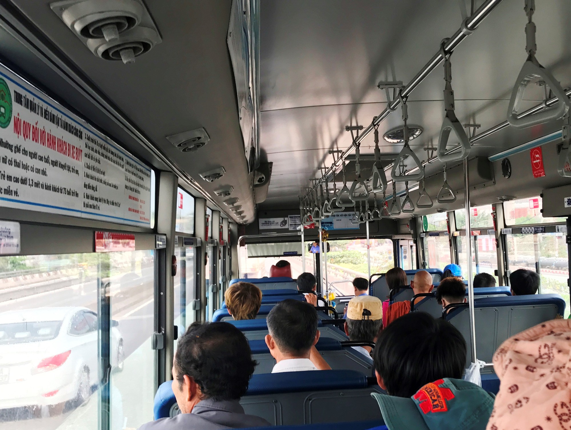 Kỳ vọng gì từ xe buýt mẫu?
