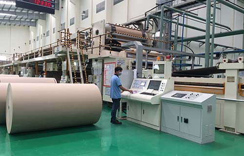 Hỗ trợ doanh nghiệp không chỉ có ưu đãi