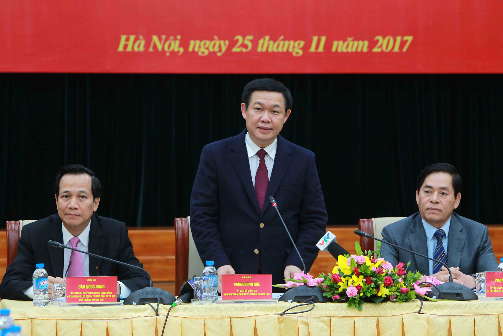 Tháo "trần" cho DNNN trả lương?