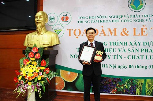 C.P. Việt Nam nhận giải thưởng sản phẩm nông nghiệp nổi tiếng 2016