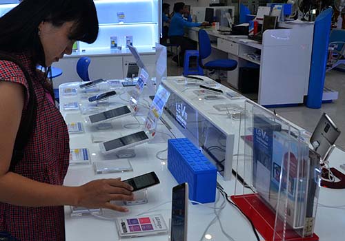 Xuất khẩu nhiều mặt hàng chủ lực giảm