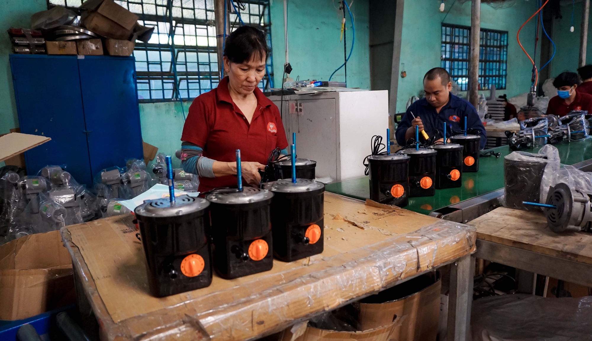 Giảm lương hưu lao động nữ: Sốc! - Ảnh 1.