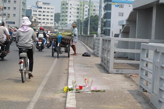 Huyết chiến sống còn trên cầu Chữ Y