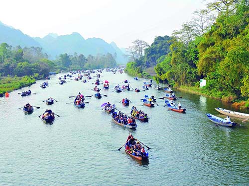 Tháng Giêng là tháng đi tour