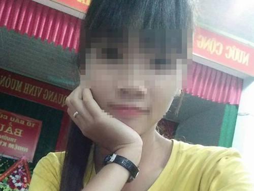 Cô gái 18 tuổi xinh đẹp tử vong bất thường bên đường