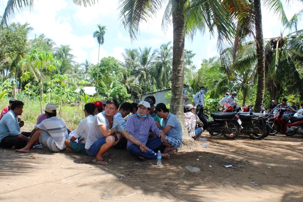 Phá tổ hợp cờ bạc có võng nằm nghỉ mệt ở Tiền Giang