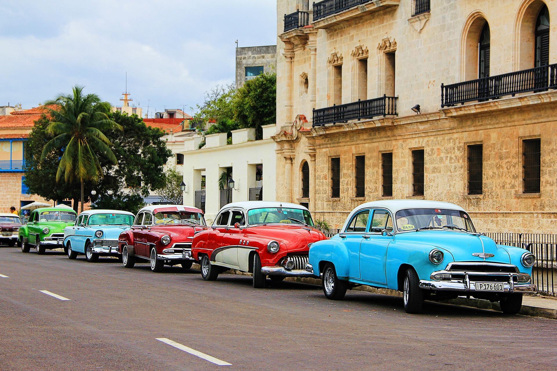 Thị trường ô tô cũ “điên rồ” ở Cuba - Ảnh 2.