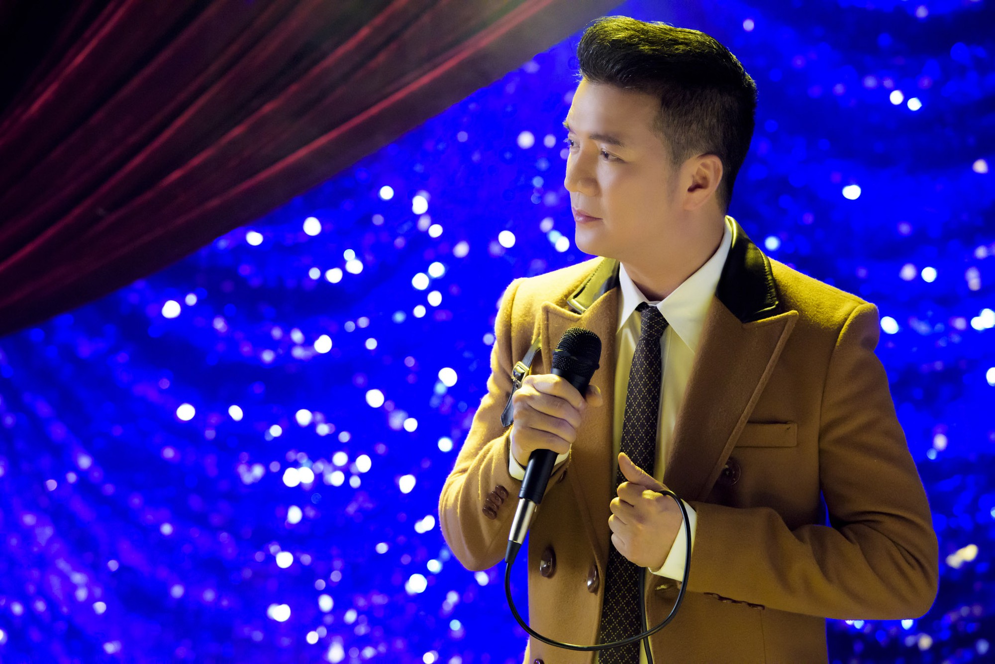 X&oacute;a tan hiềm kh&iacute;ch, Đ&agrave;m Vĩnh Hưng- Quang L&ecirc; song ca - Ảnh 6.