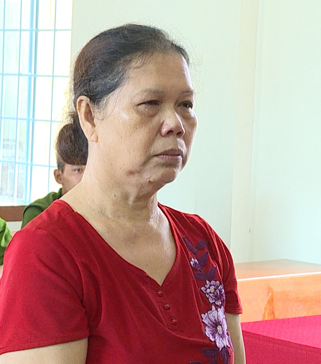 Ghen tuông, tạt axít làm mù 2 mắt người tình