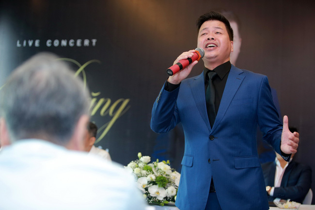Sao nhạc đỏ đua nhau làm sô diễn tiền tỉ