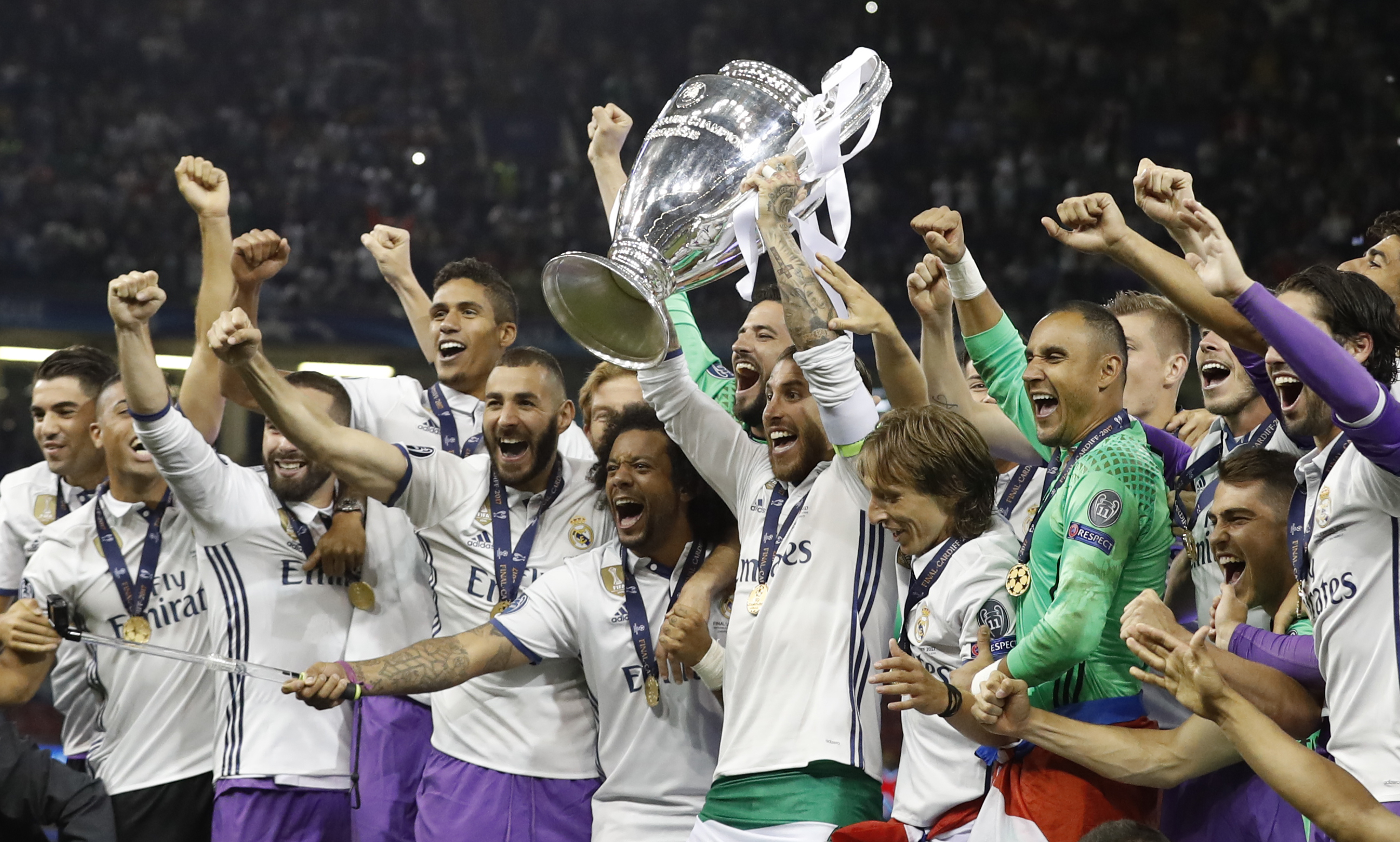 Phá lời nguyền, Real Madrid giữ cúp Champions League