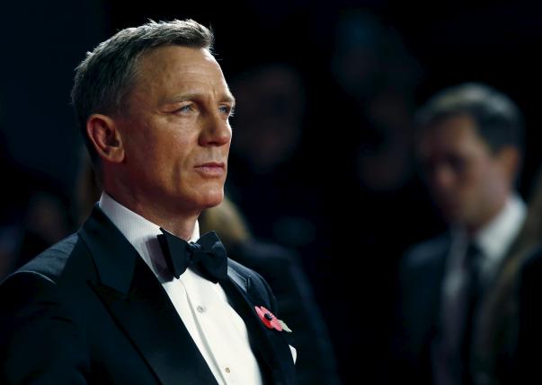Daniel Craig tiếp tục thủ vai điệp viên 007