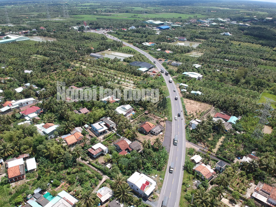 Đường tr&aacute;nh BOT Cai Lậy đang xuống cấp, đầy ổ g&agrave;! - Ảnh 10.