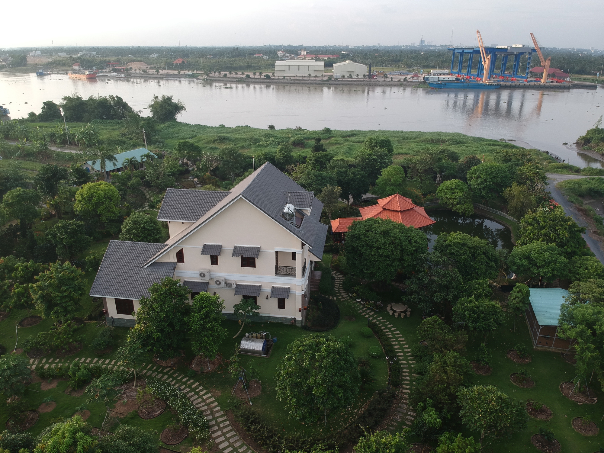 Xôn xao biệt phủ của “quan” về hưu