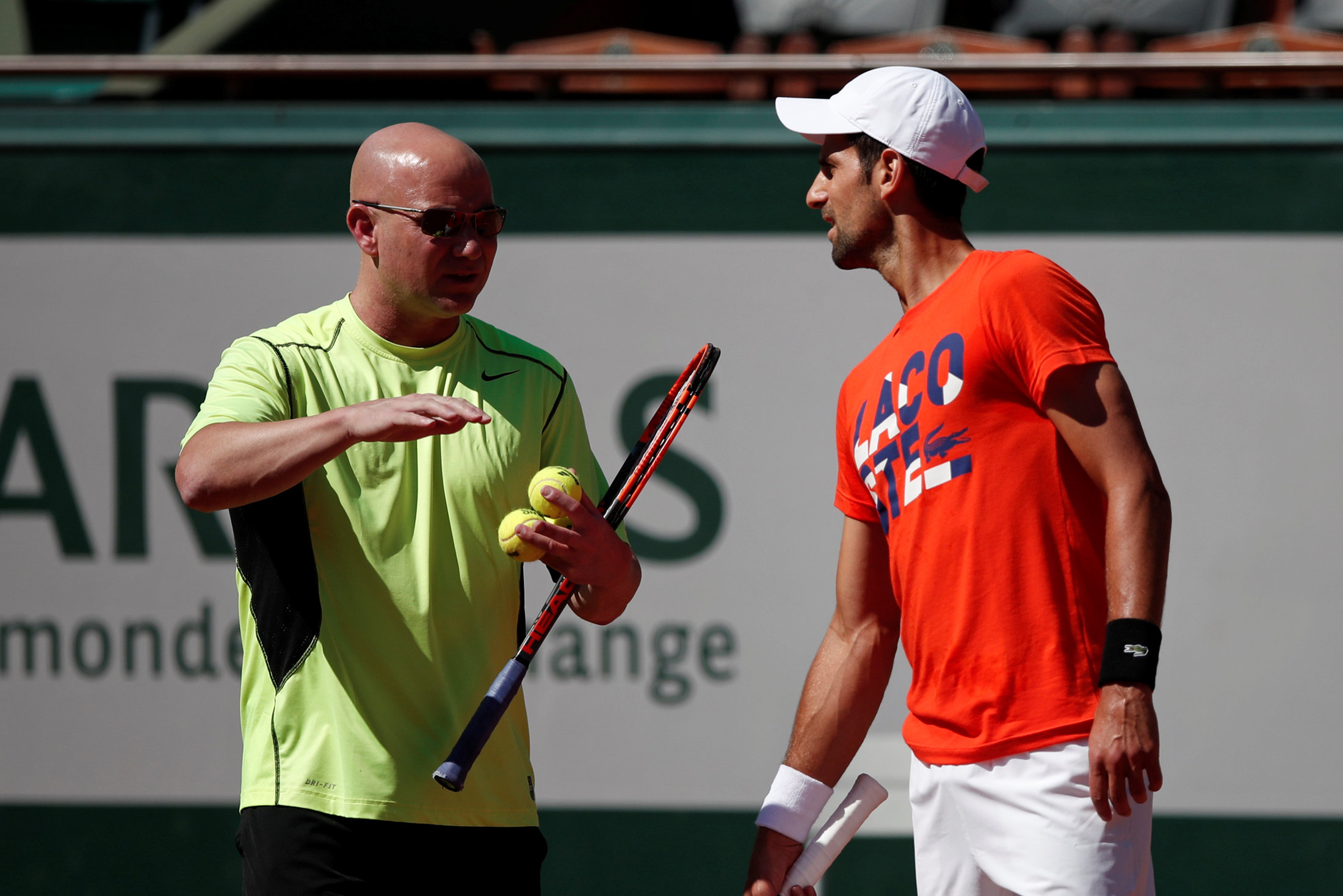Djokovic muốn vùng lên từ Roland Garros