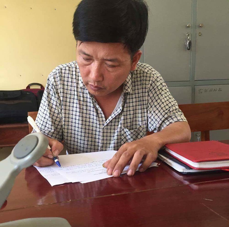 Khởi tố người đàn ông dâm ô với bé gái hàng xóm 12 tuổi - Ảnh 1.