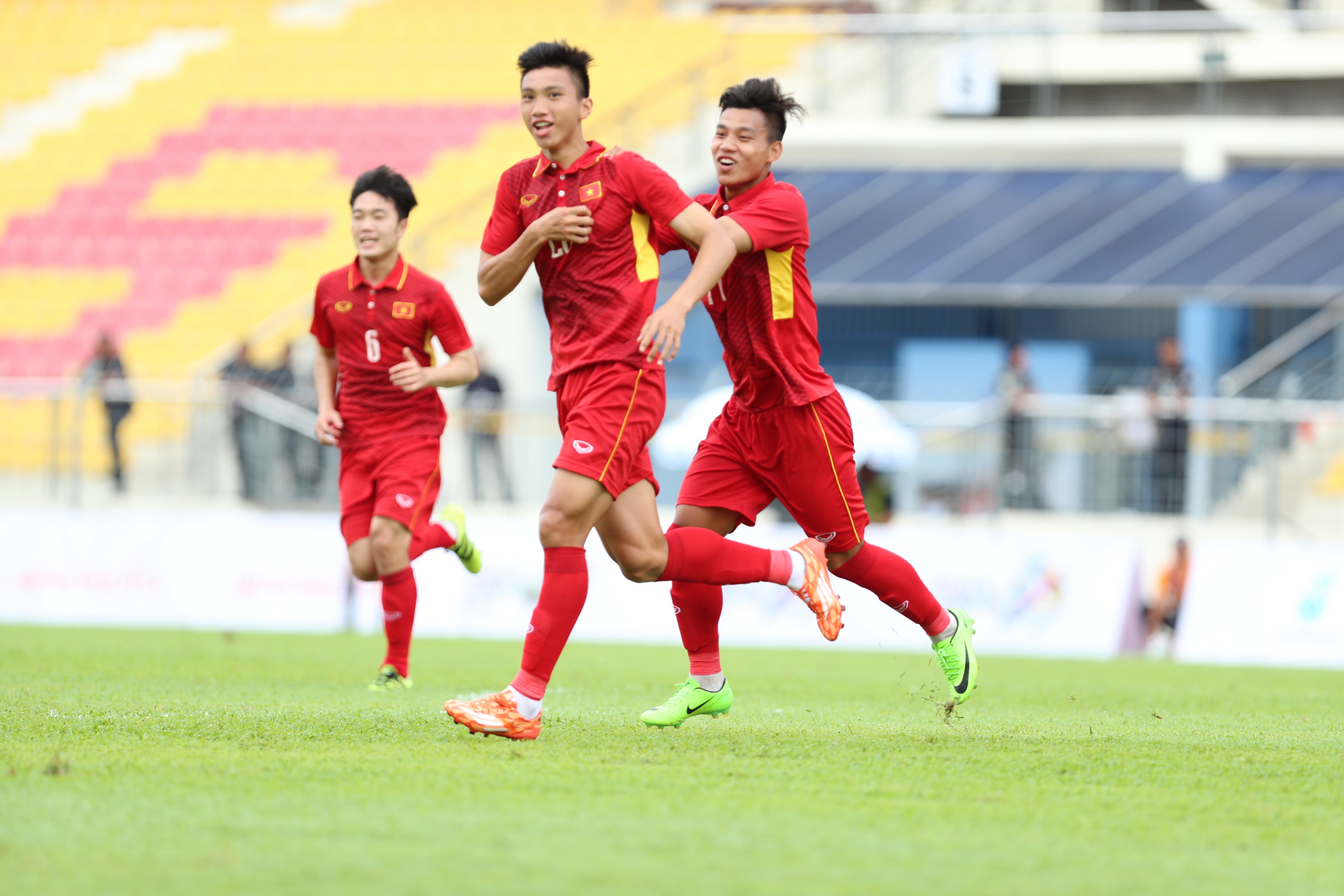 Thắng đậm Timor Leste, U22 Việt Nam dẫn đầu bảng B - Ảnh 5.