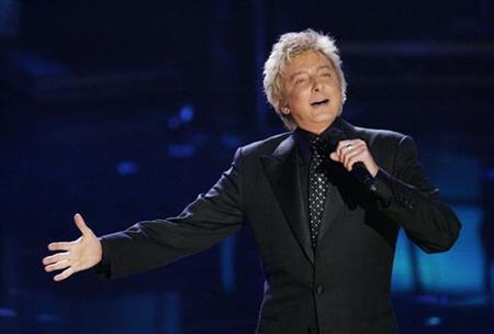 Danh ca Barry Manilow lần đầu công khai đồng tính