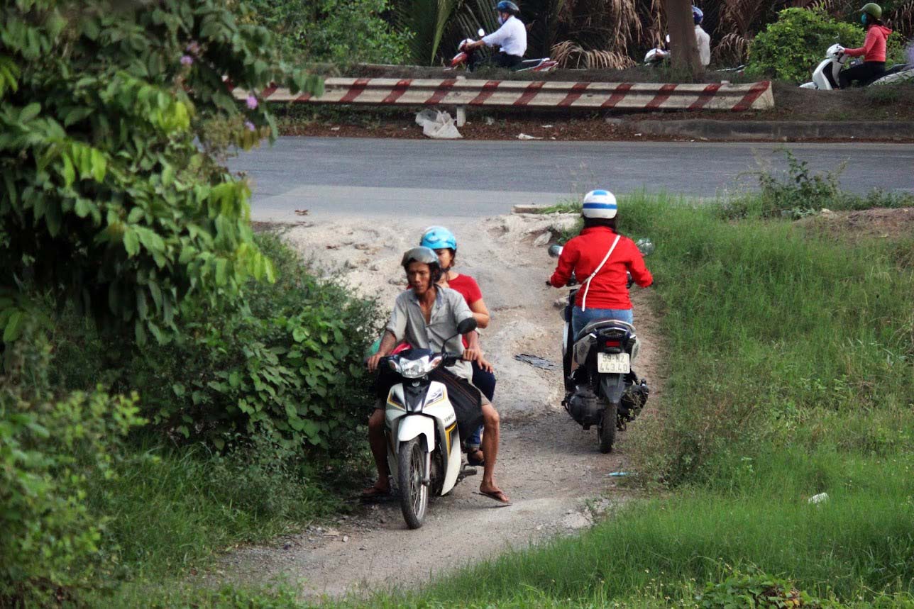 Đi tắt đ&oacute;n... tử thần - Ảnh 2.
