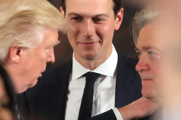 Những người "rất giàu có" quanh ông Trump